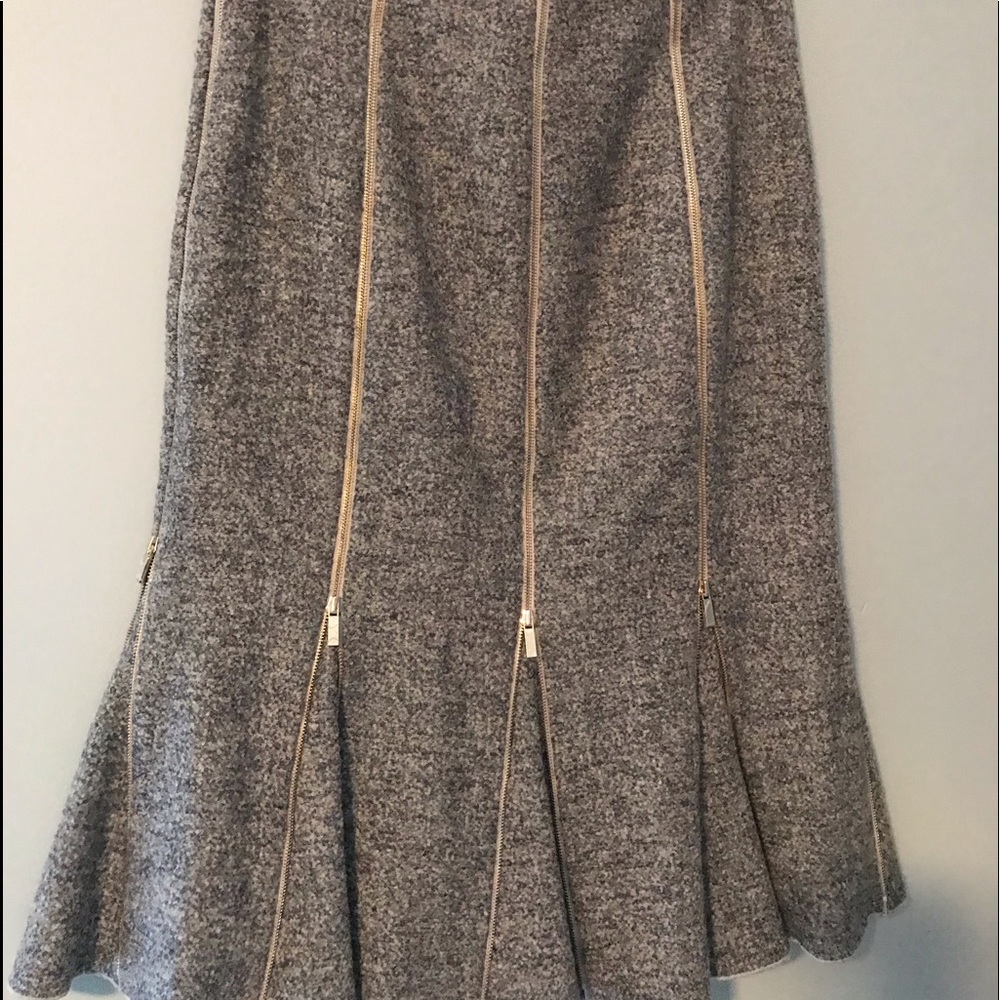 Per Se Gray Wool Mermaid Skirt Zippers $348  Sz 4